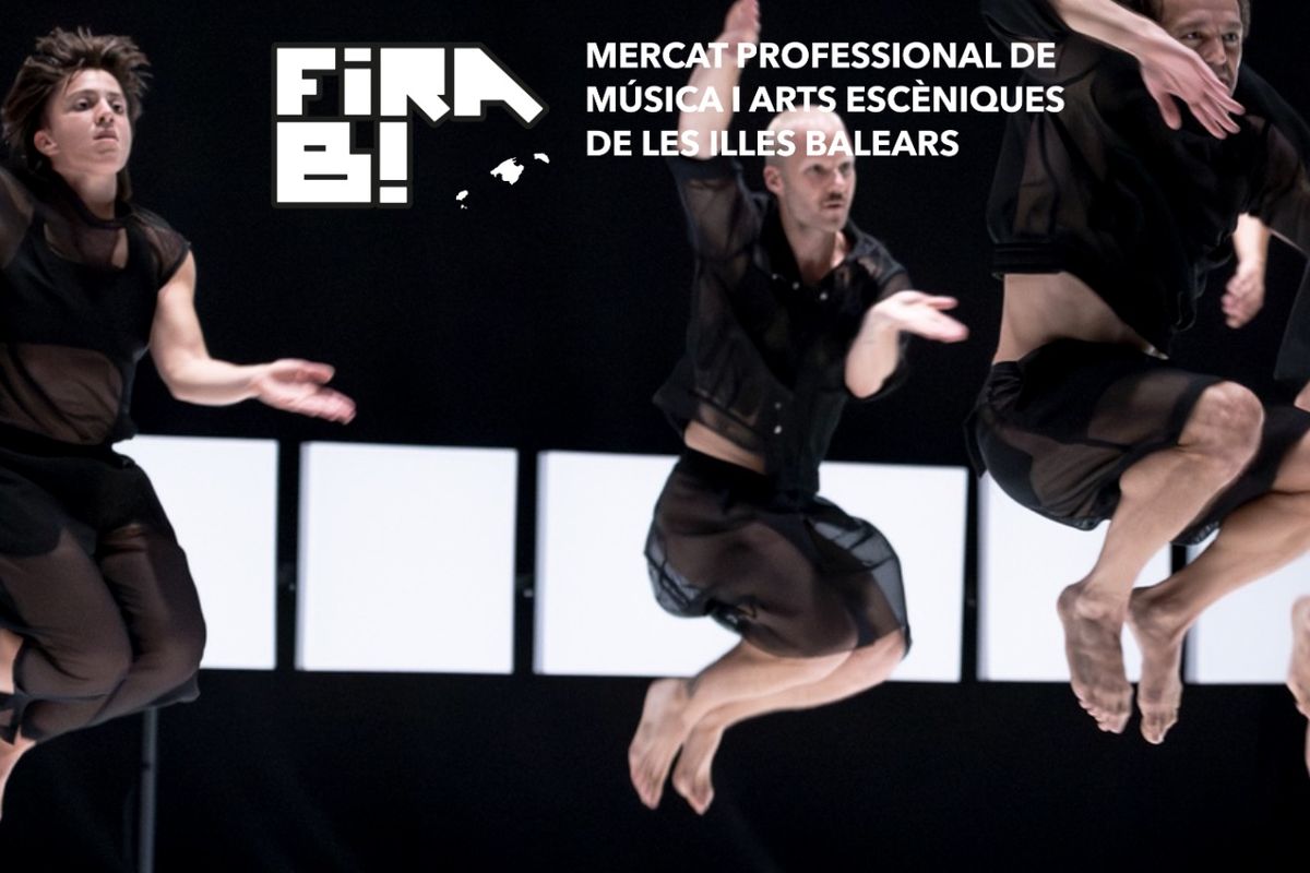 Dancers mid-leap at Fira B!, the Balearic music and performing arts showcase in Mallorca
