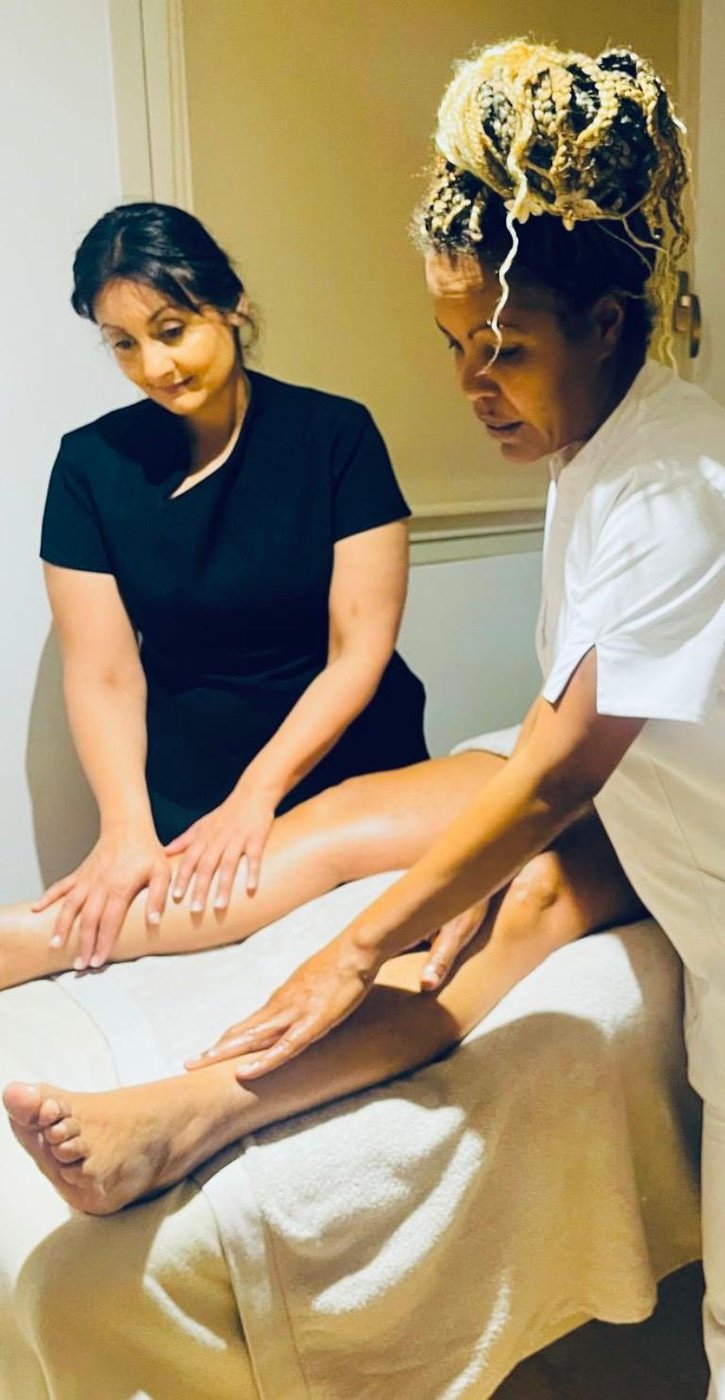 Jas Panesar providing a personalised massage treatment at Sacred Space Palma